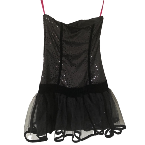 Betsey Johnson sleeveless Sequins Prom dress - Picture 1 of 15